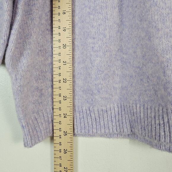 L Ann Taylor Factory Lavender Knit Sweater w Gems Large Light Purple Lilac Crew - Picture 9 of 9
